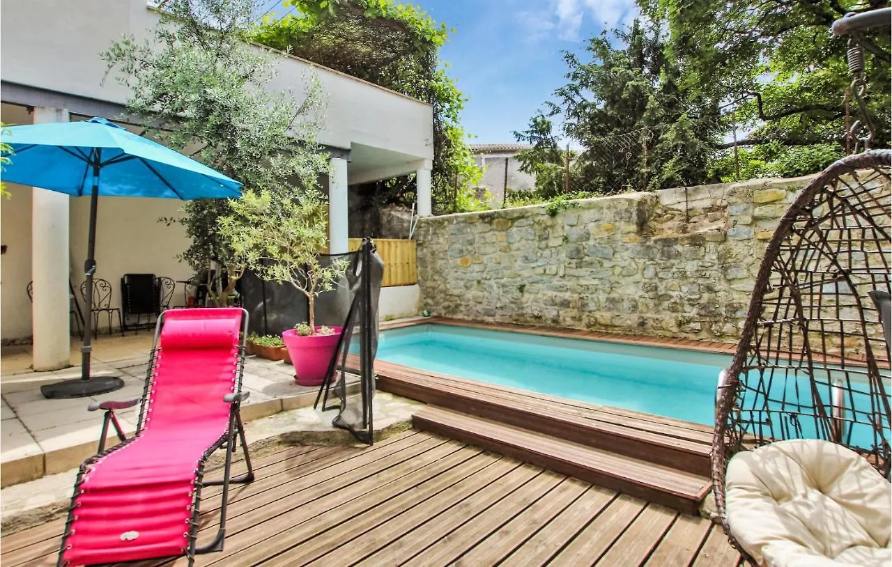 Semesterbostad Amazing Home In Villeneuve De Berg With Kitchen Montboucher-sur-Jabron